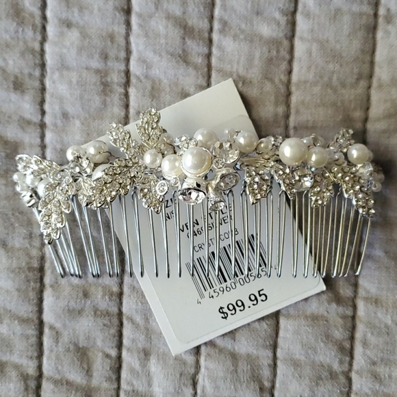 NWT David's Bridal Crystal and Pearl Wedding Comb - Picture 2 of 12
